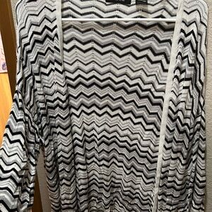 Chevron Pattern Knit Cardigan